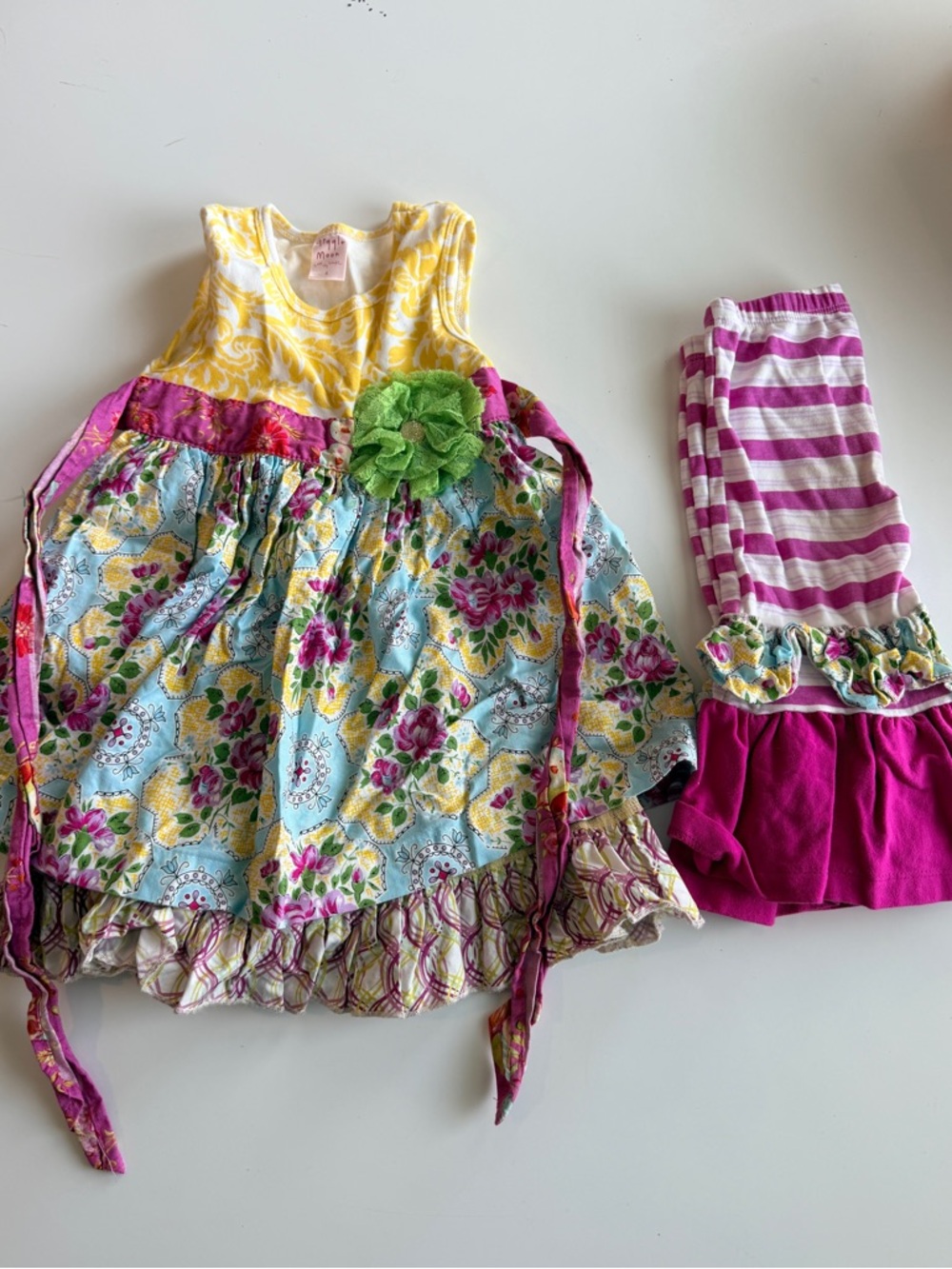 Giggle Moon 2 Piece Set Dress & Ruffle Leggings - Size 4